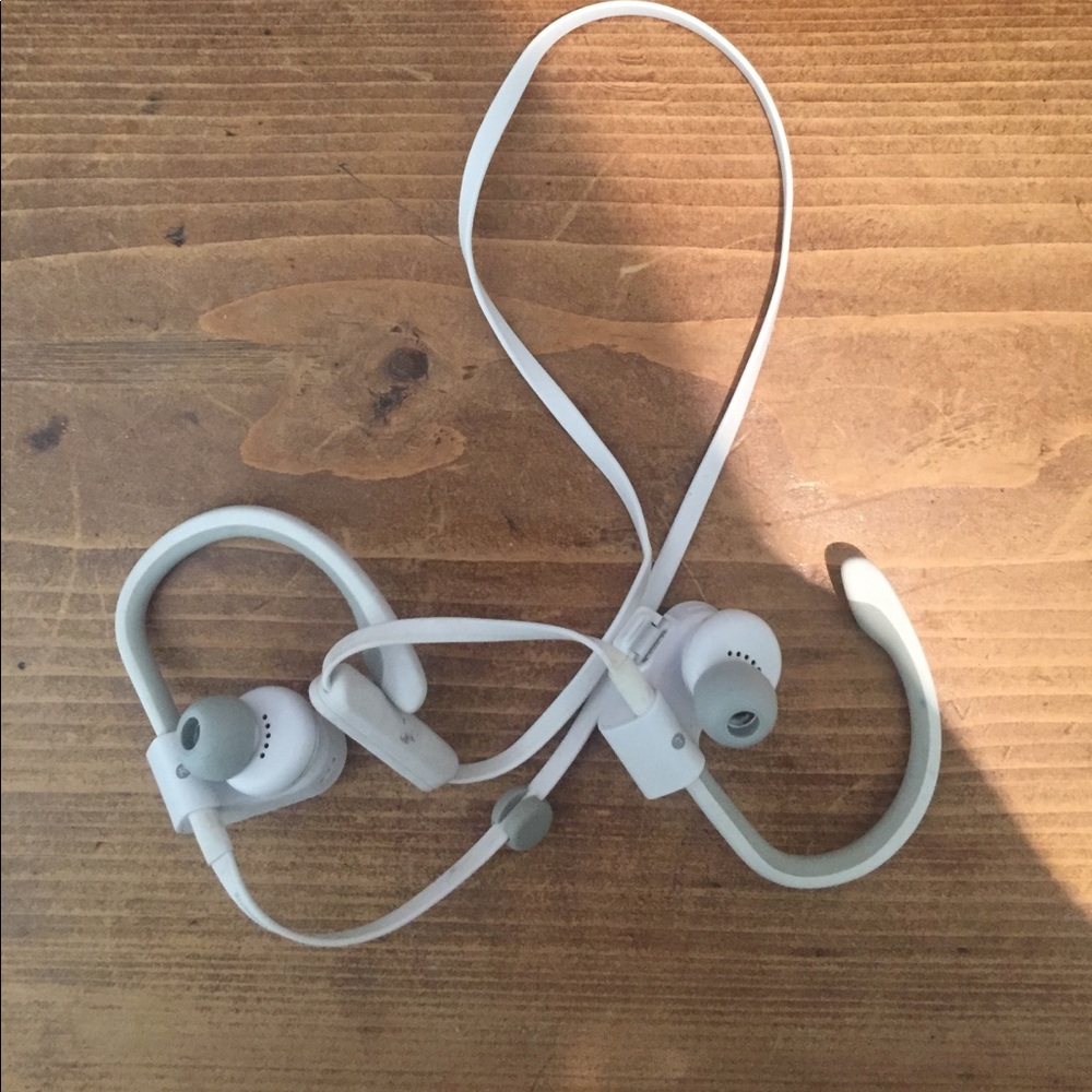 Beats wireless headphones