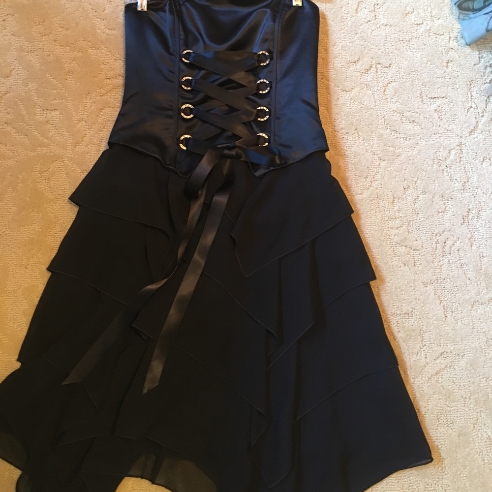 💥Jessica McClintock fun and feminine Black Dress