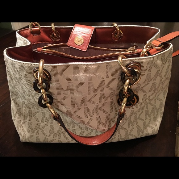 Michael Kors Handbags - Michael Kors handbag