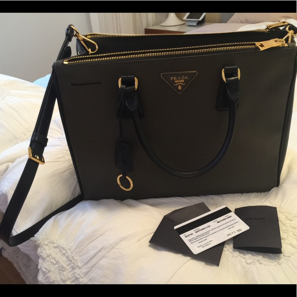 Like new Prada Tote!