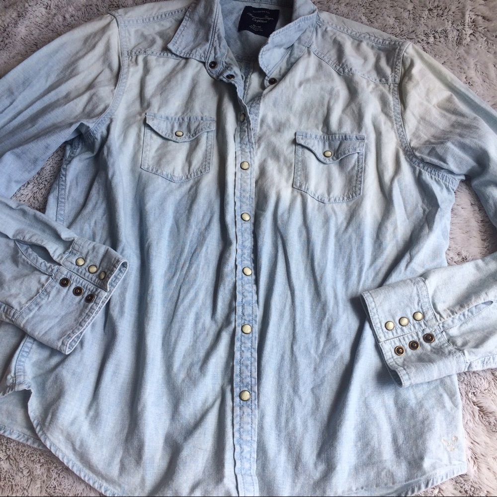 American eagle button up