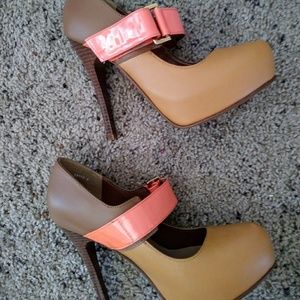 Gorgeous leather heels