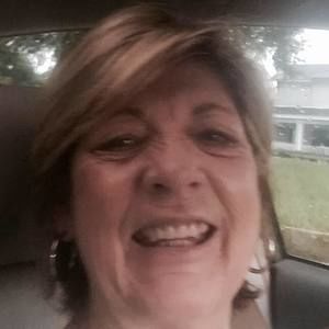 Meet your Posher, Marcia