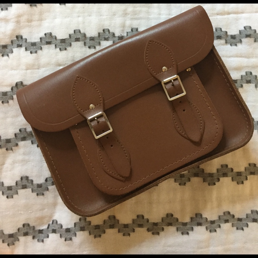 Cambridge Satchel 11" Brown Crossbody Purse