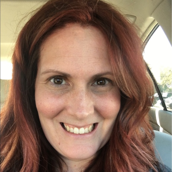 Meet your Posher, Cassie - Picture 1 of 1