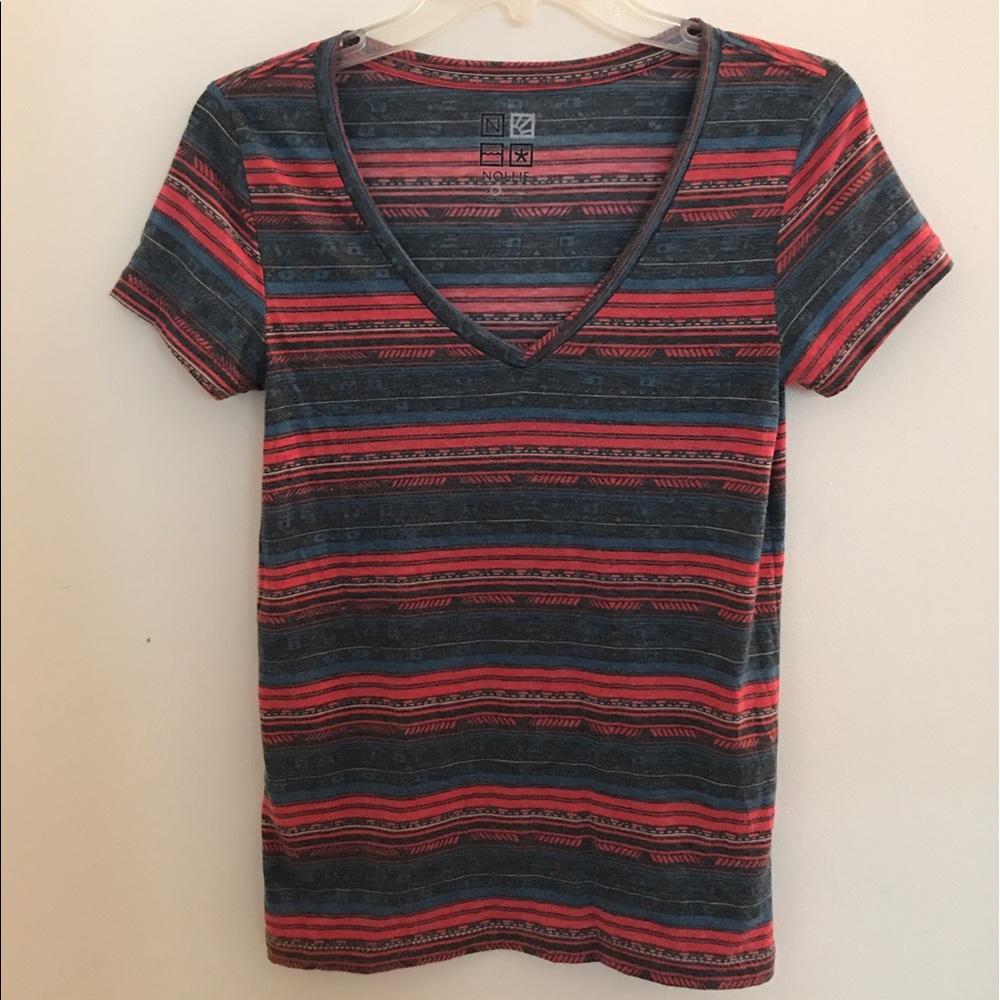 Nollie tribal v neck