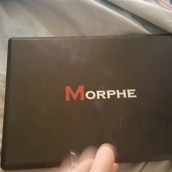 MORPHE 35p eyeshadow palette - Picture 1 of 3