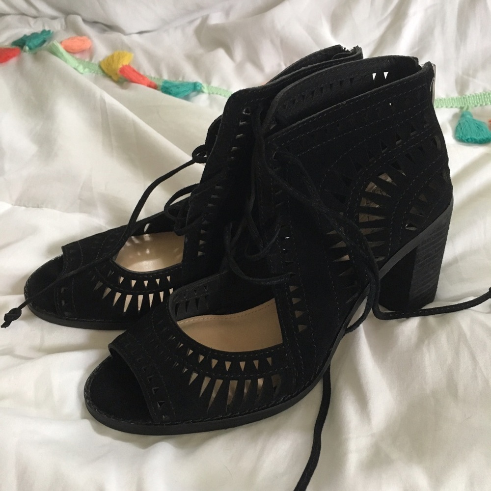 Vince Camute heels