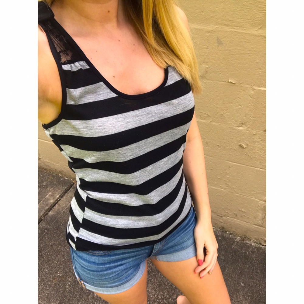 Black and grey striped small tank top