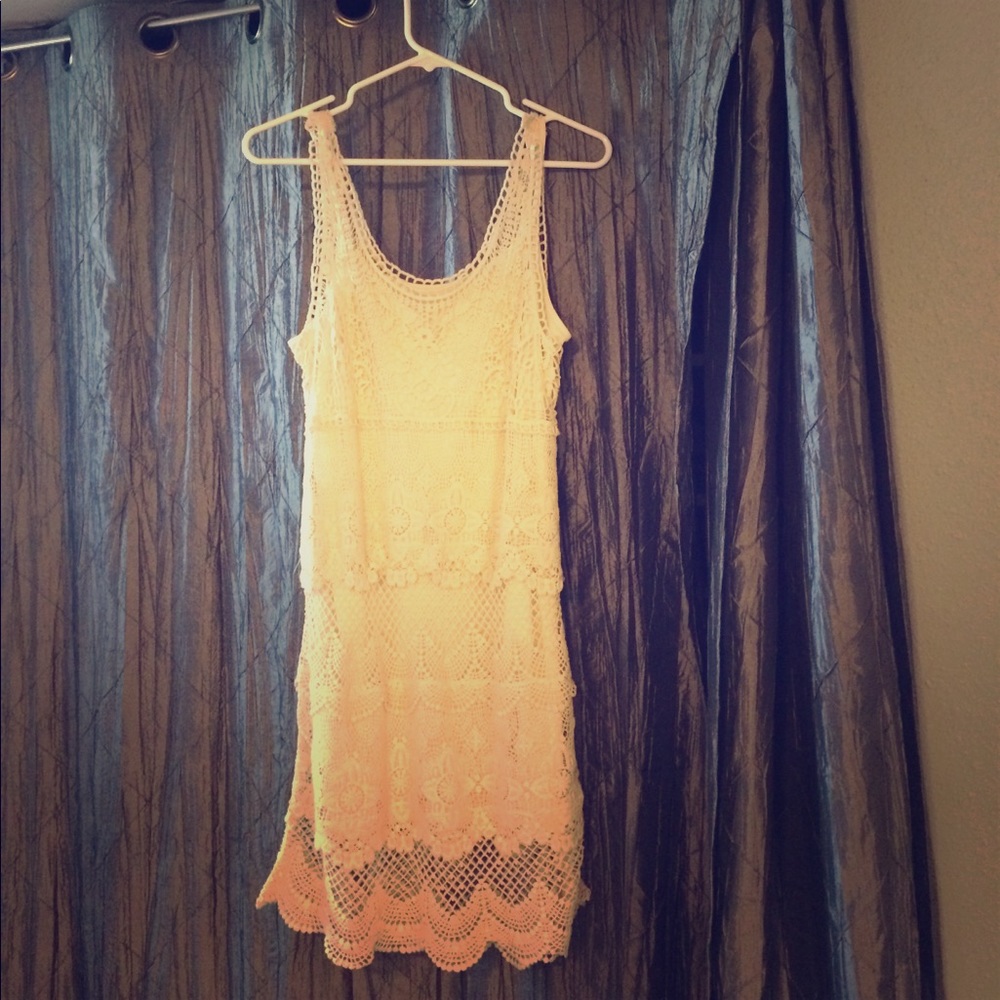 American Eagle size small women's crochet dress