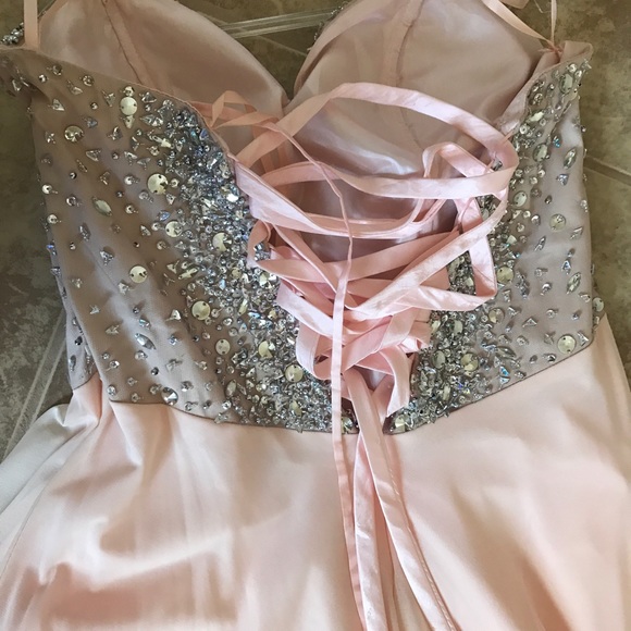 Baby pink prom dress - Picture 2 of 4