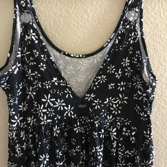 Black floral ditsy romper - Picture 2 of 4