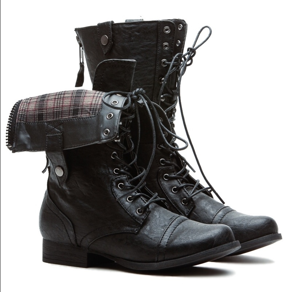 Wild Diva Fold Over Black Combat Boots Plaid