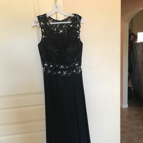 Prom Girl - Black prom dress - Picture 3 of 5