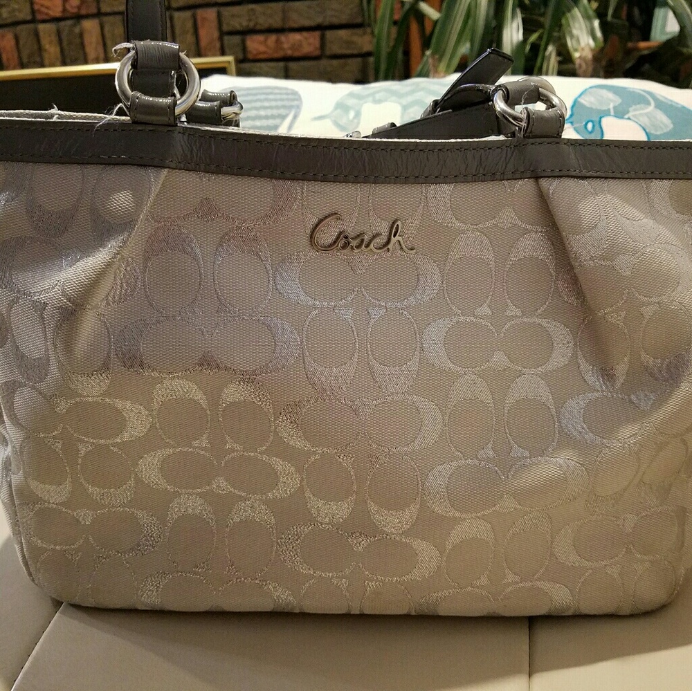 Coach handbag