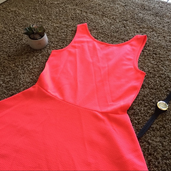 Bright Pink H&M Dress - Picture 2 of 2