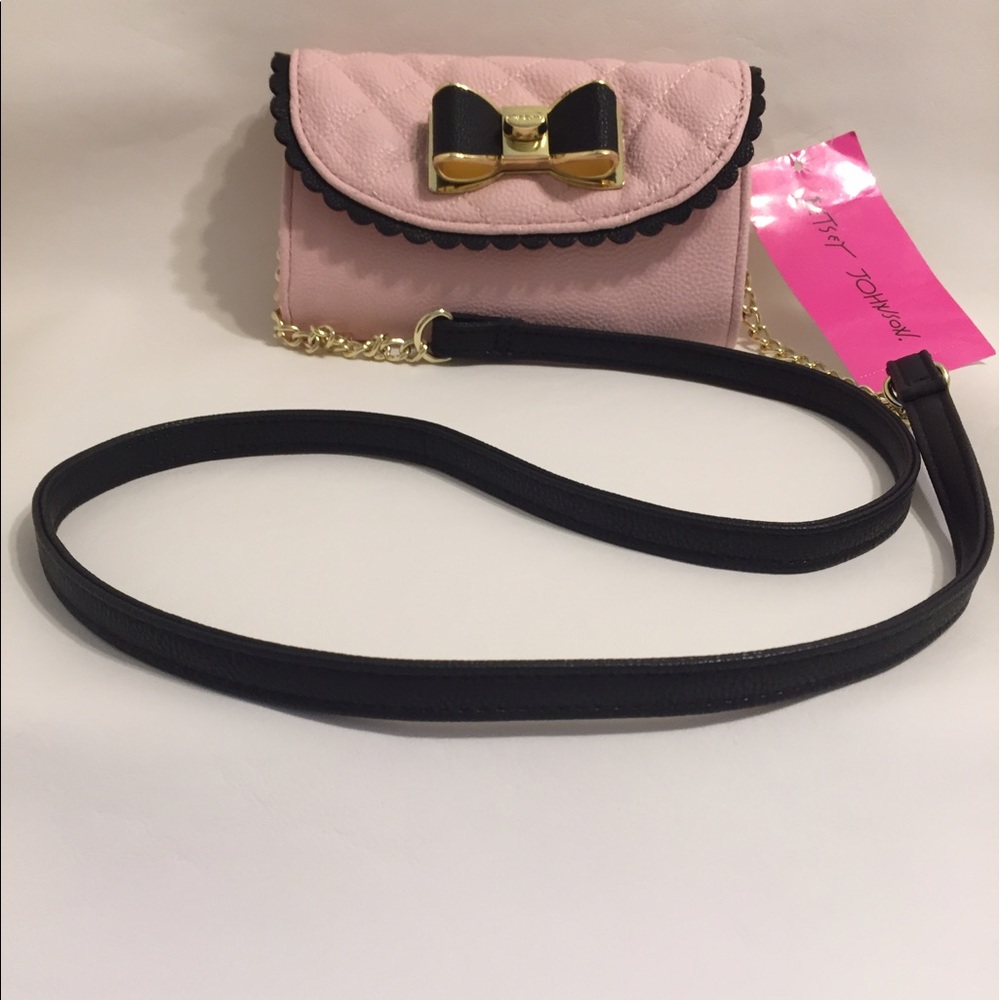 ‼️SALE‼️NWT WALLET ON A STRING BLUSH