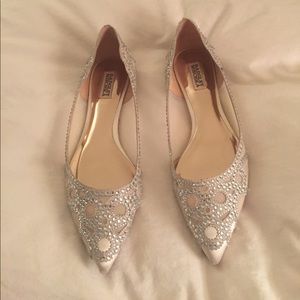 Badgley Mischka, Gigi Crystal Pointy Toe Flat, 11