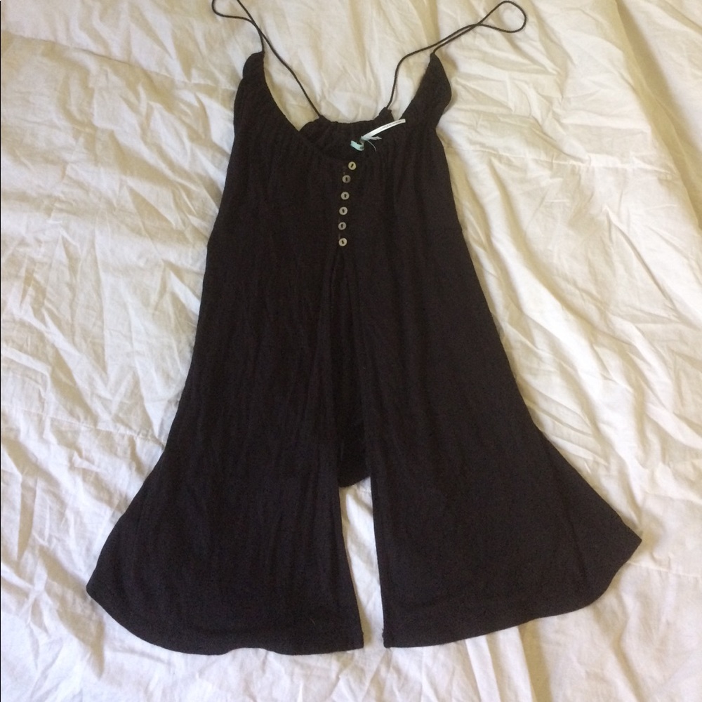 Black belly shirt