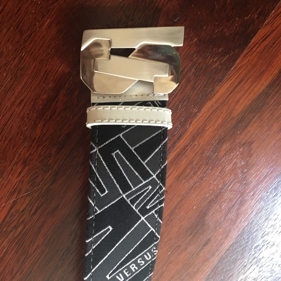 VERSUS belt