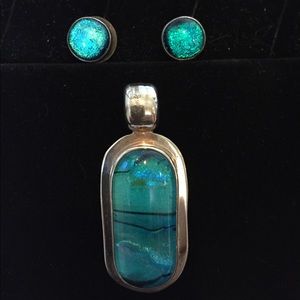 Pendant & Earrings