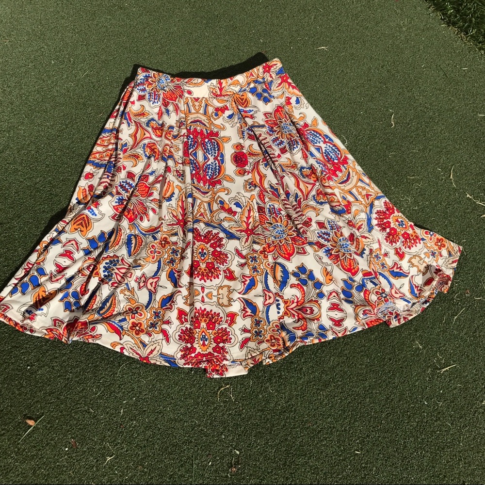 LuLaRoe Madison Skirt Size Medium, Made in USA!!