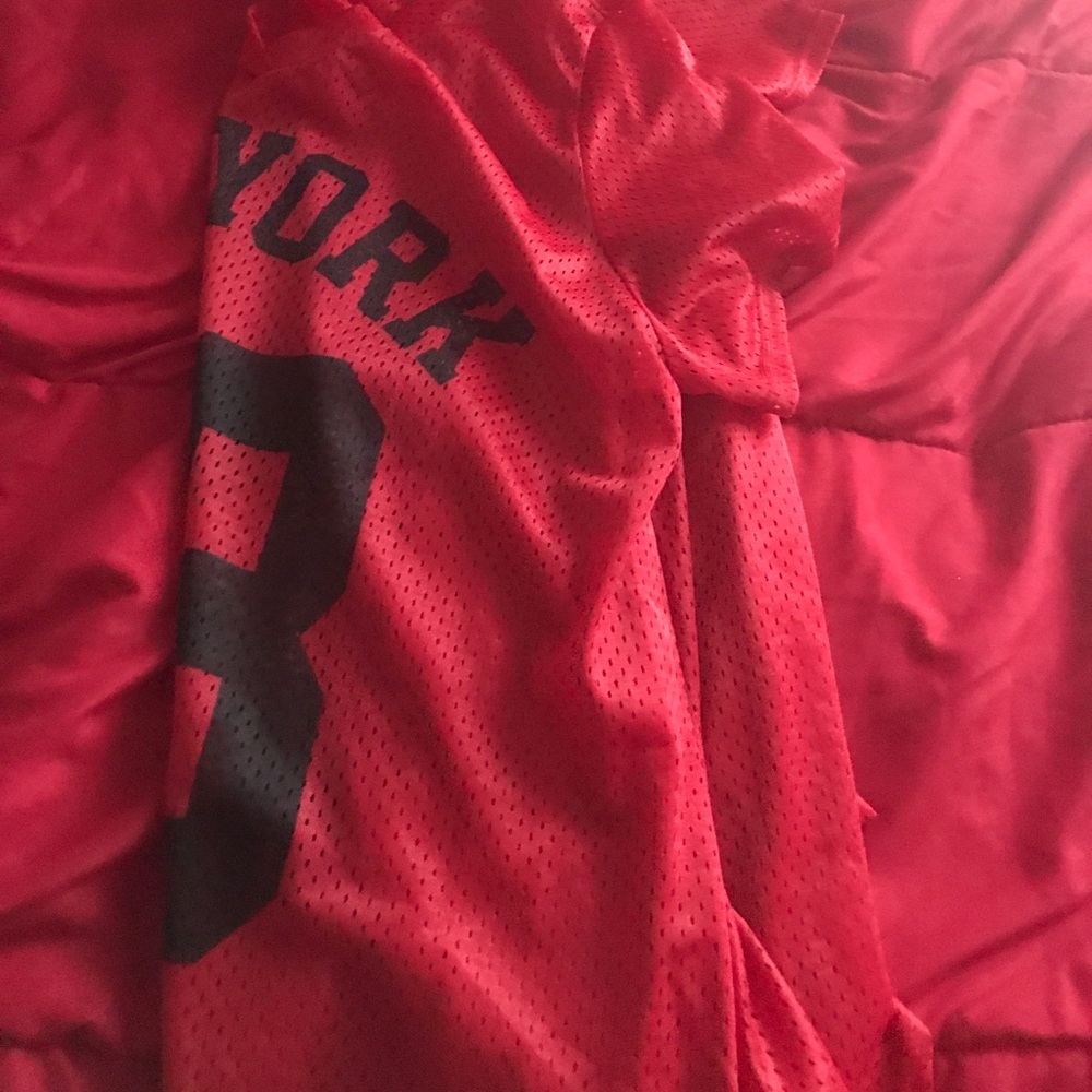 Short sleeve red shirt