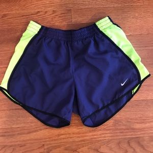 NIKE DRI-FIT SHORTS