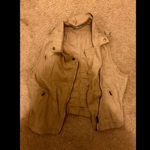 Fashion vest