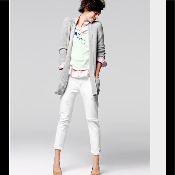 white destructed jeans