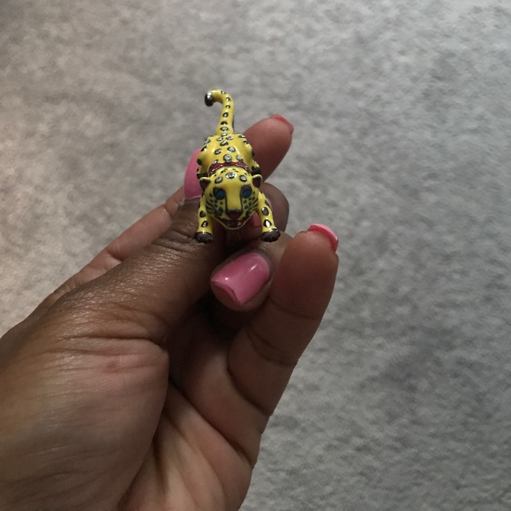 Betsey Johnson Two Finger Tiger Ring