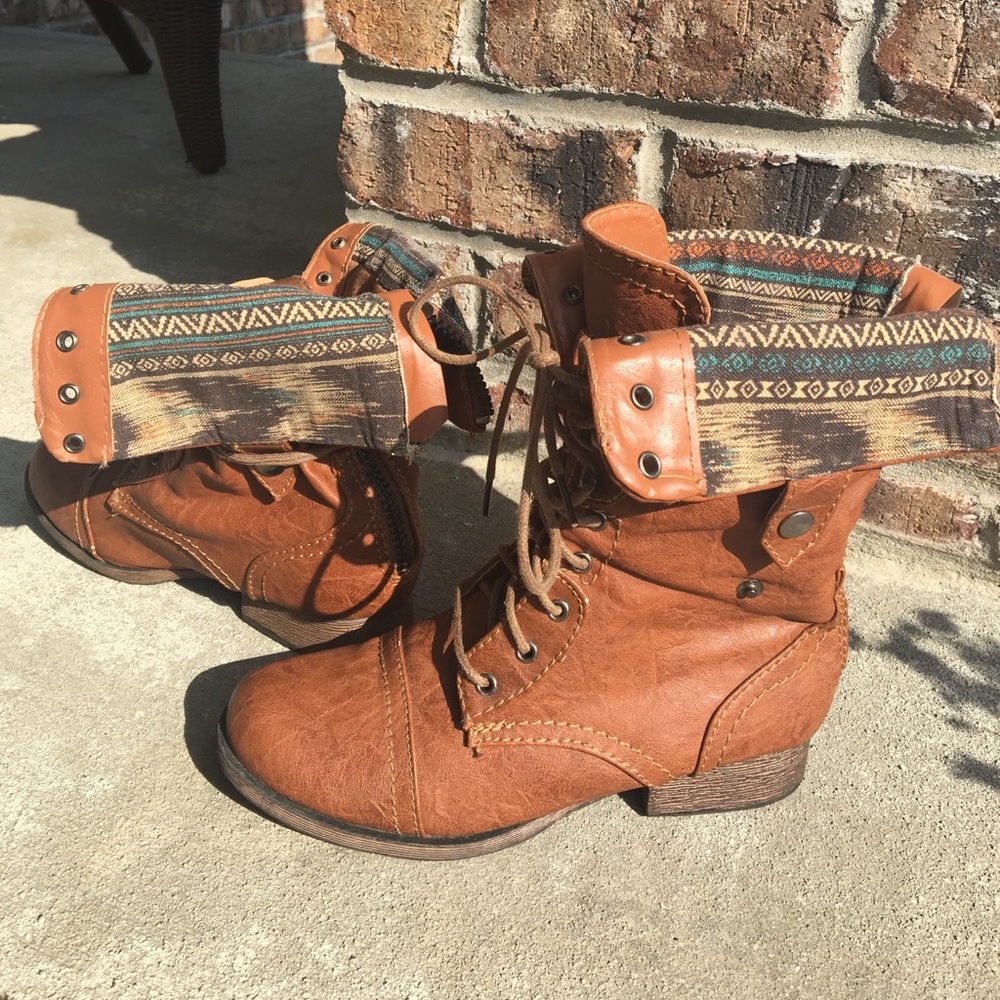 BOHO Wild Diva Tan Tribal Boots
