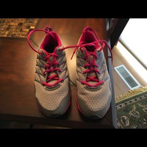 NB Activa Lite Athletic Shoes: NEWLY REDUCED!