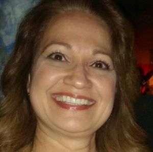 Meet your Posher, Debbie