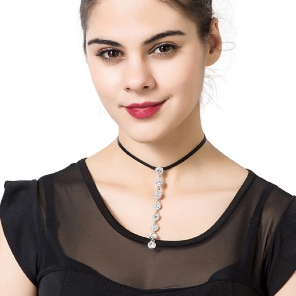 Pendant Choker Necklace - Picture 3 of 5