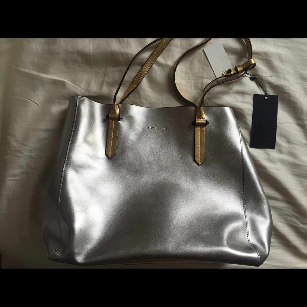 Kendall + Kylie Izzy Leather Tote (Never used)
