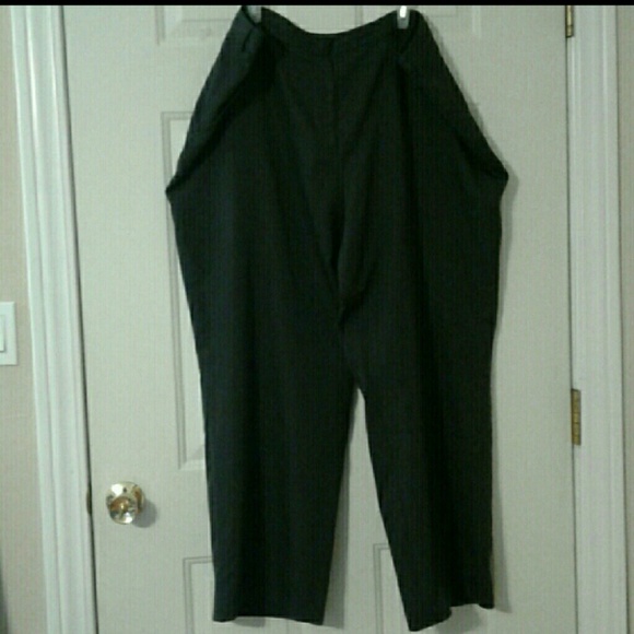 Doc & Amelia Plus Size Grey Dress Pants - Picture 3 of 4