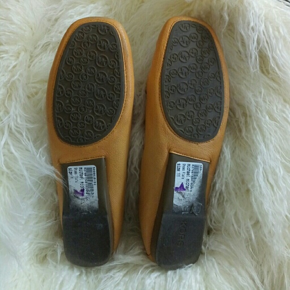 Michael Kors Yellow Flats - Picture 3 of 4