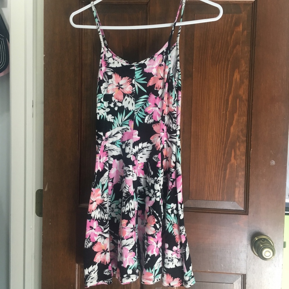 Flowery comfortable sundress