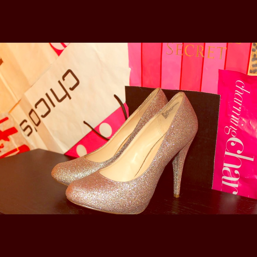 multi-glitter pumps