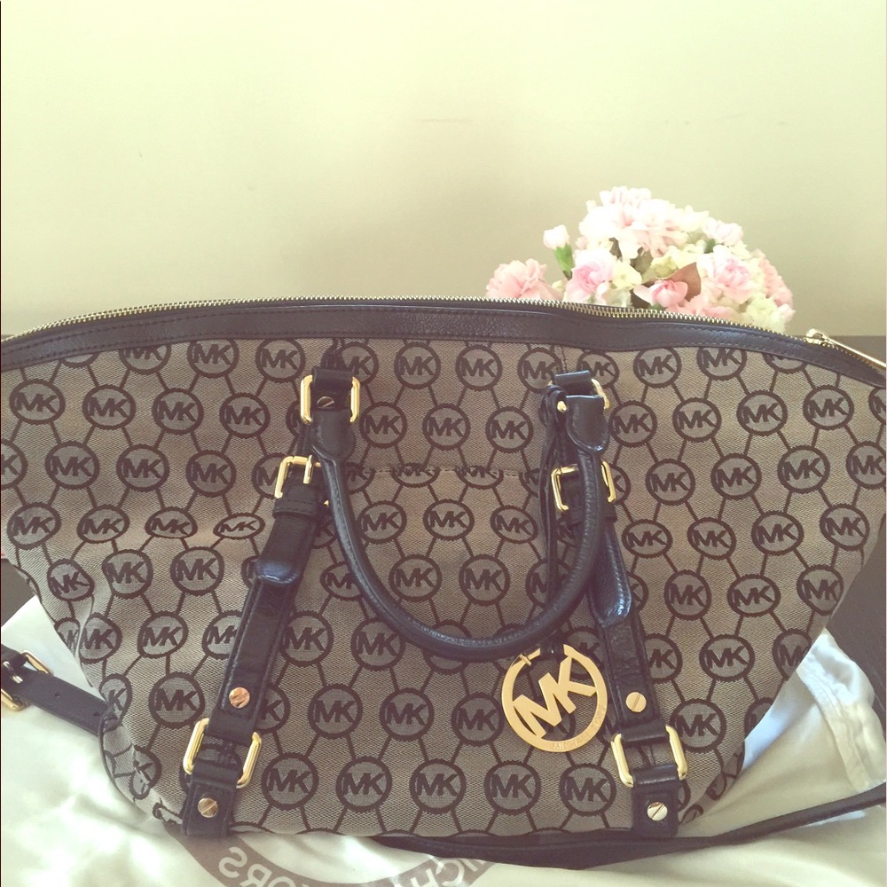Michael Kors signature bag