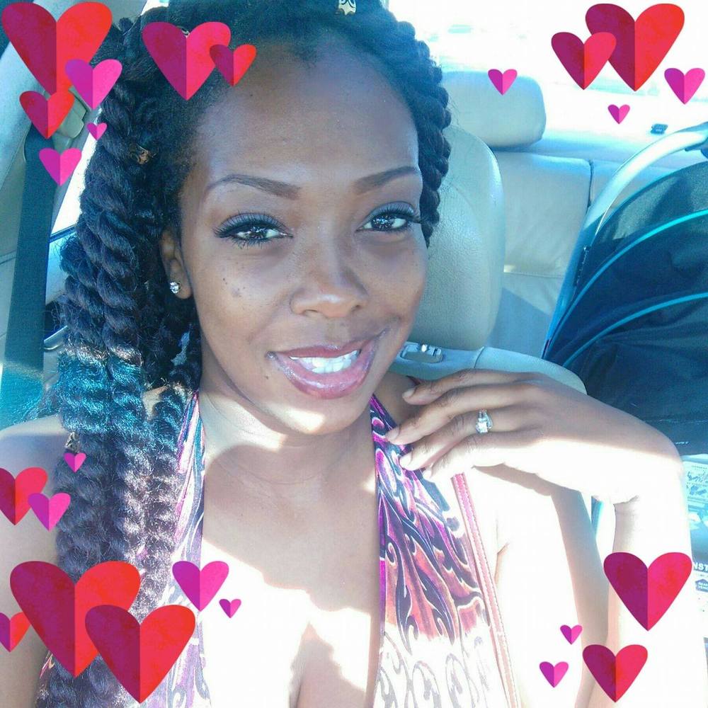 Meet your Posher, Kiki