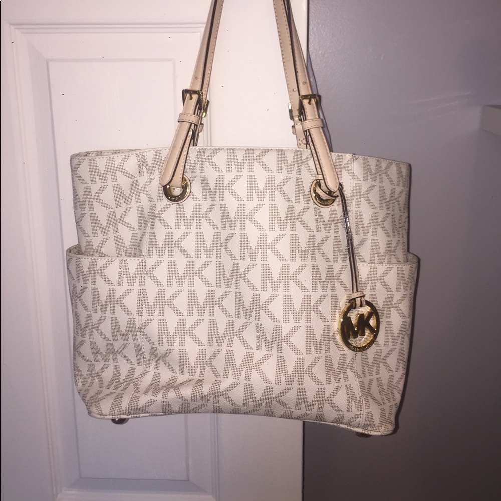 Michael Kors bag