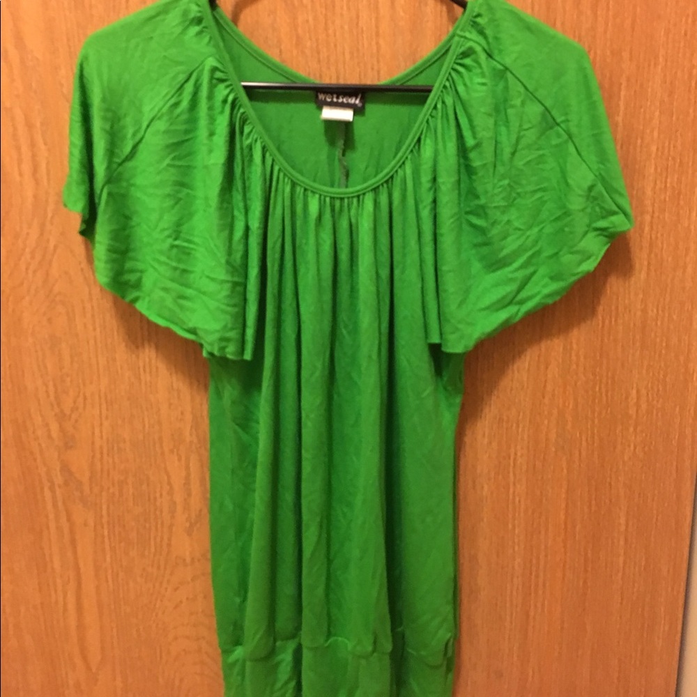 Wet Seal green flowy top