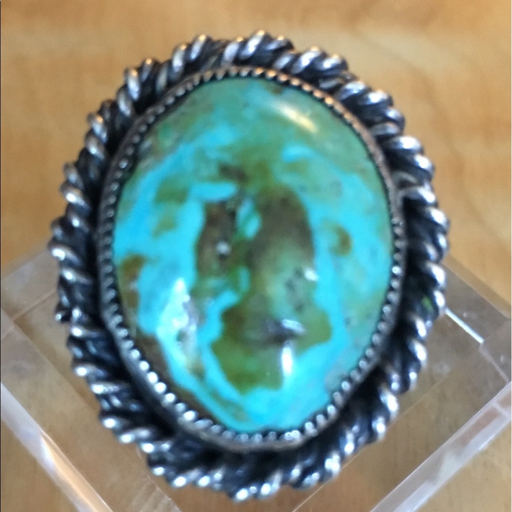 Vintage hand made Native American turquoise ring