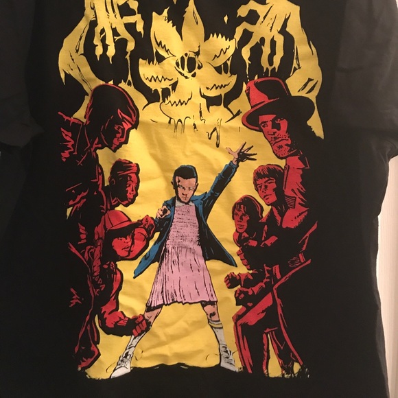 Stranger Things Loot Crate T-shirt - Picture 1 of 3