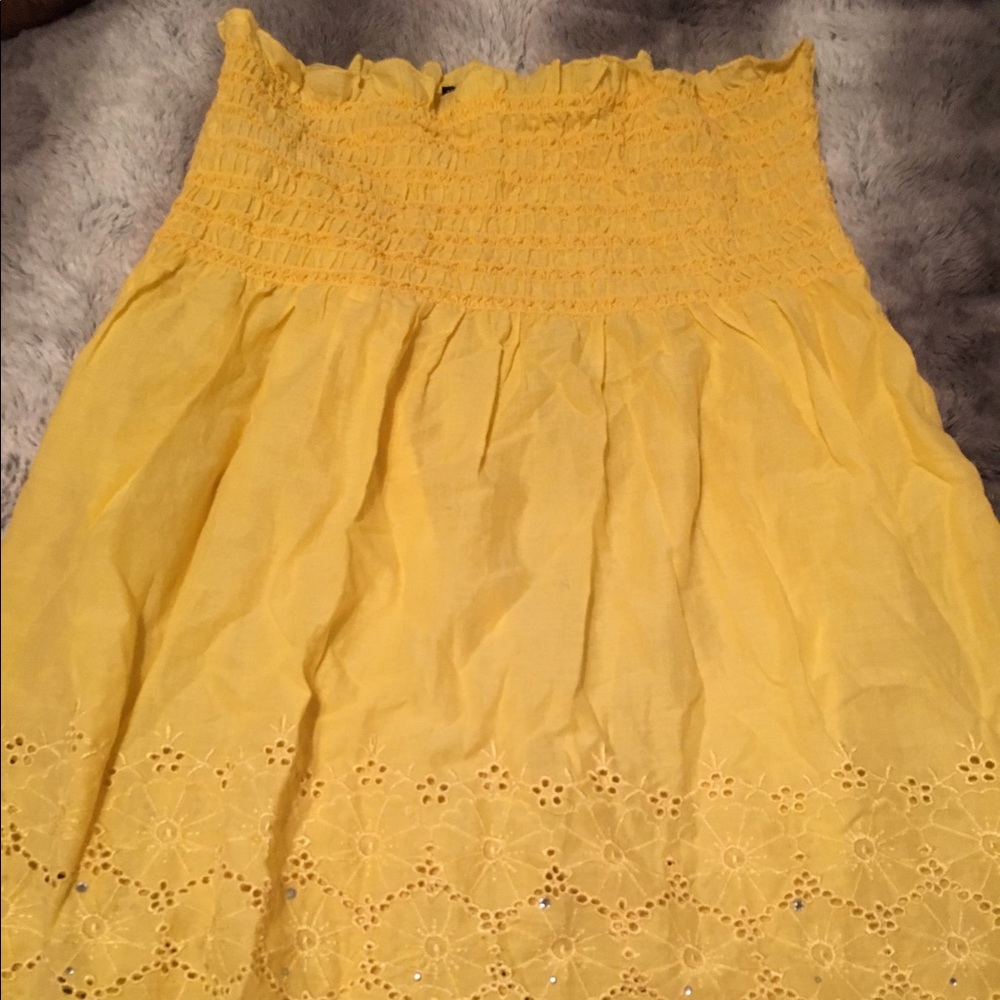 Wet Seal yellow flowy sleeveless top