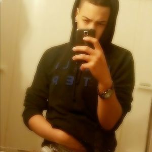 Meet your Posher, Aaron