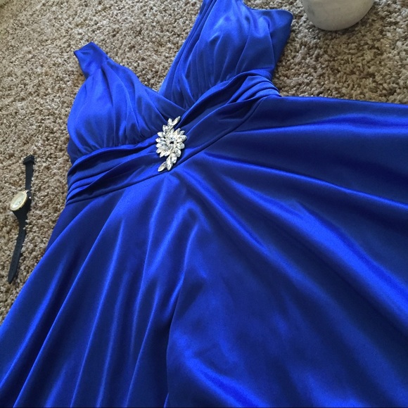 Sheer Homecoming Dress - Picture 2 of 3