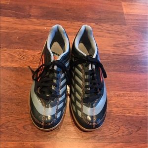 Indoor soccer sneakers